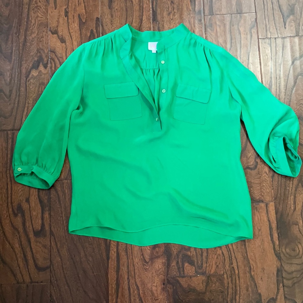 Green Parker top size medium